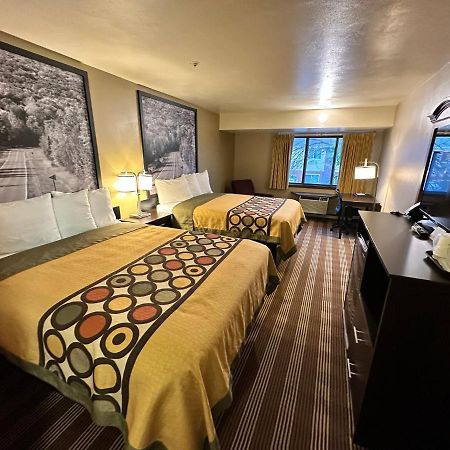 Super 8 By Wyndham Eau Claire Wi Ξενοδοχείο Εξωτερικό φωτογραφία
