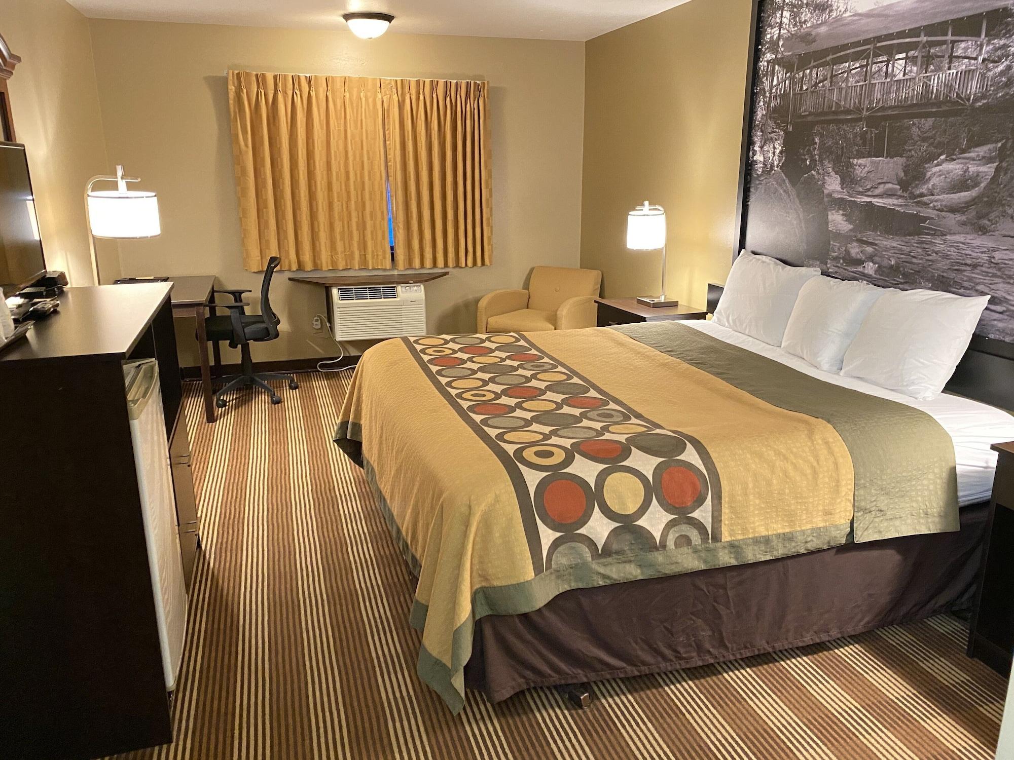 Super 8 By Wyndham Eau Claire Wi Ξενοδοχείο Εξωτερικό φωτογραφία